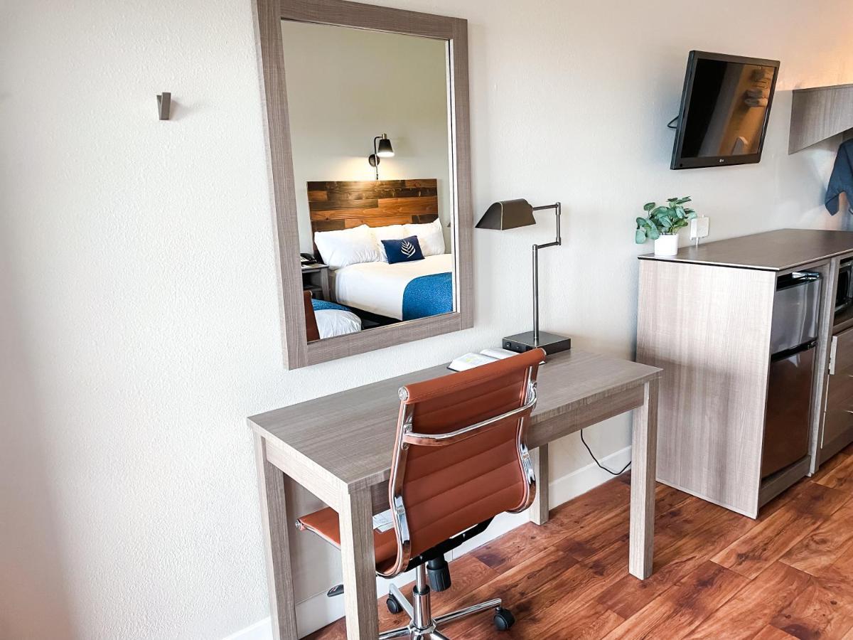 Pinemark Inn Suites Events Saint Clair Bagian luar foto