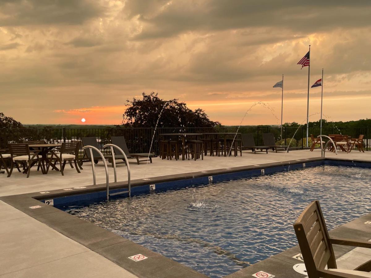 Pinemark Inn Suites Events Saint Clair Bagian luar foto