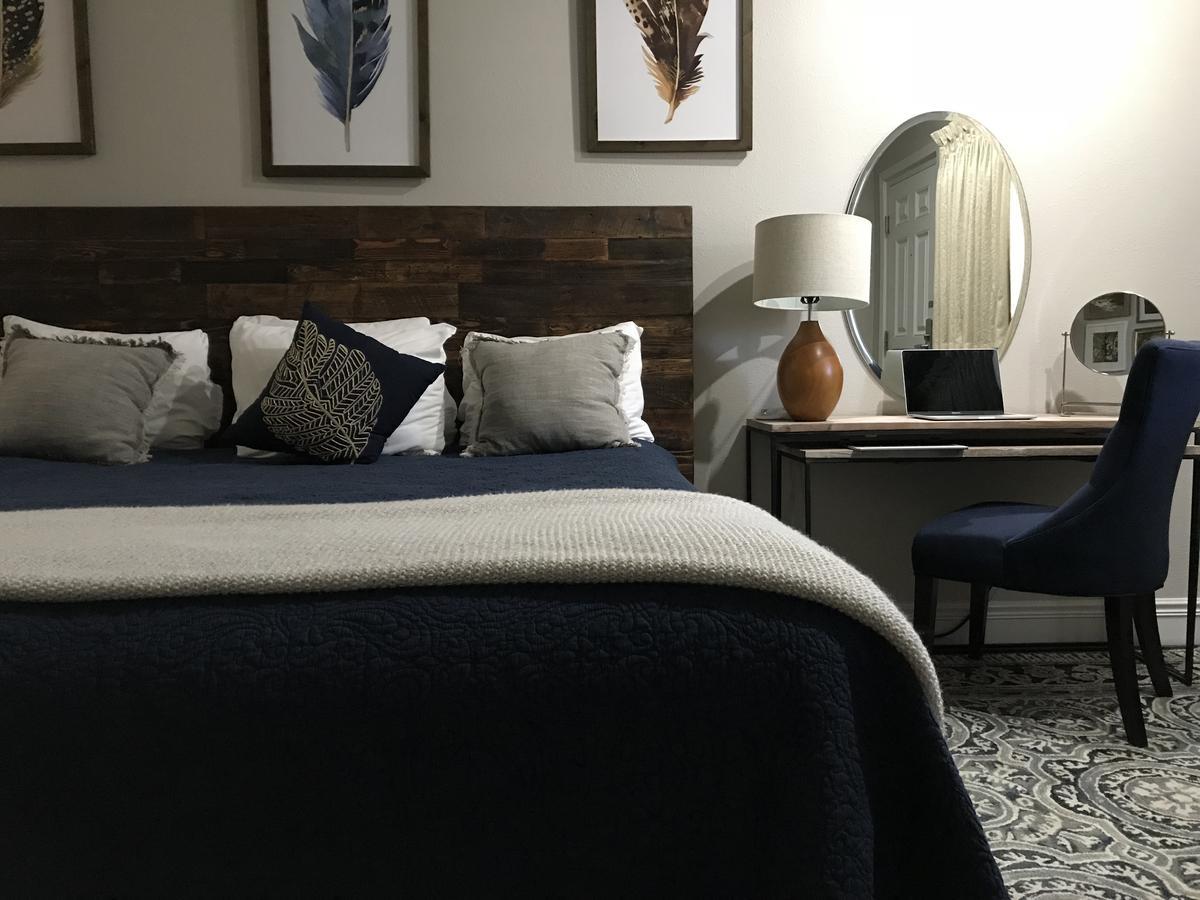 Pinemark Inn Suites Events Saint Clair Bagian luar foto