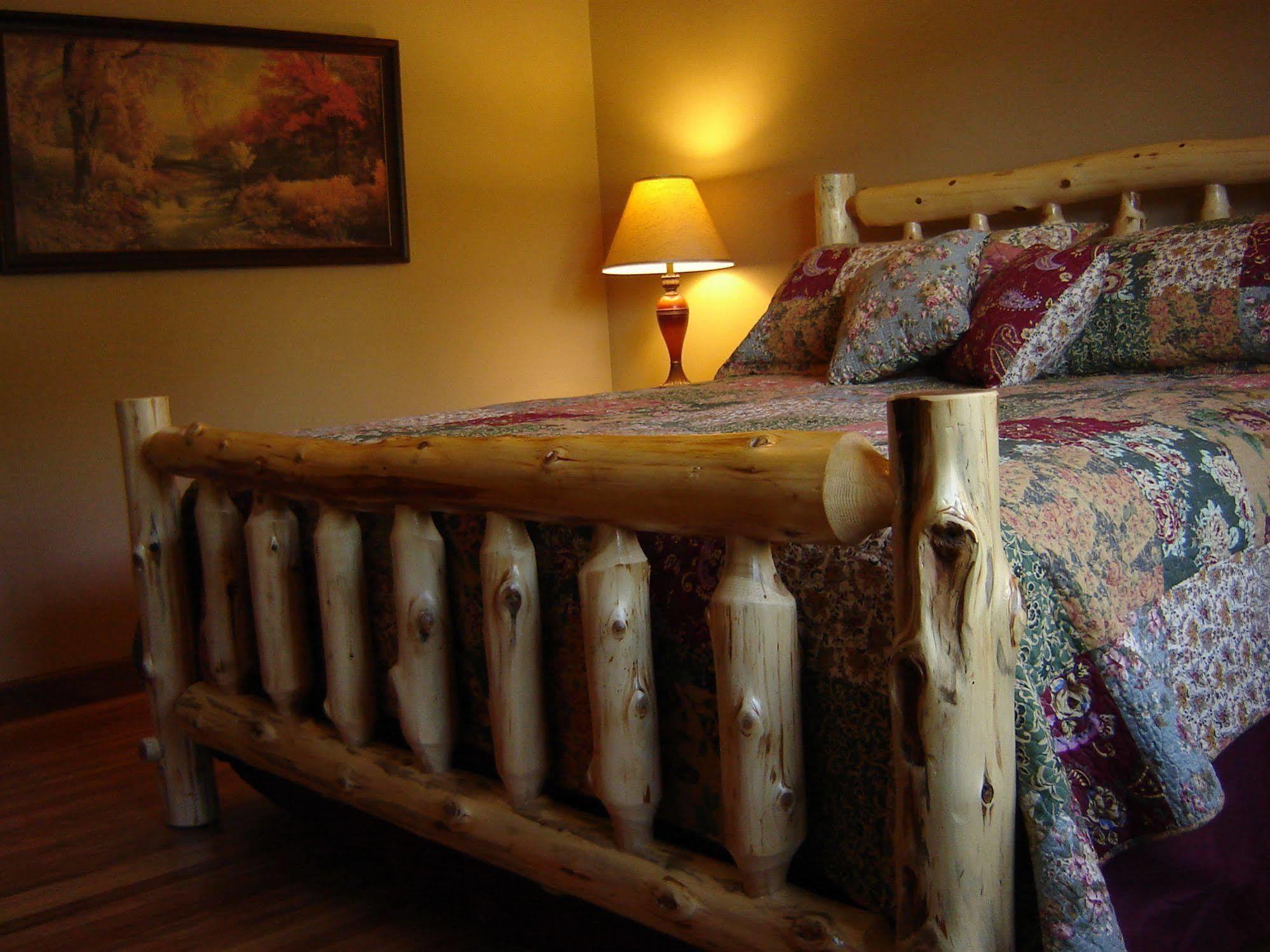 Pinemark Inn Suites Events Saint Clair Bagian luar foto